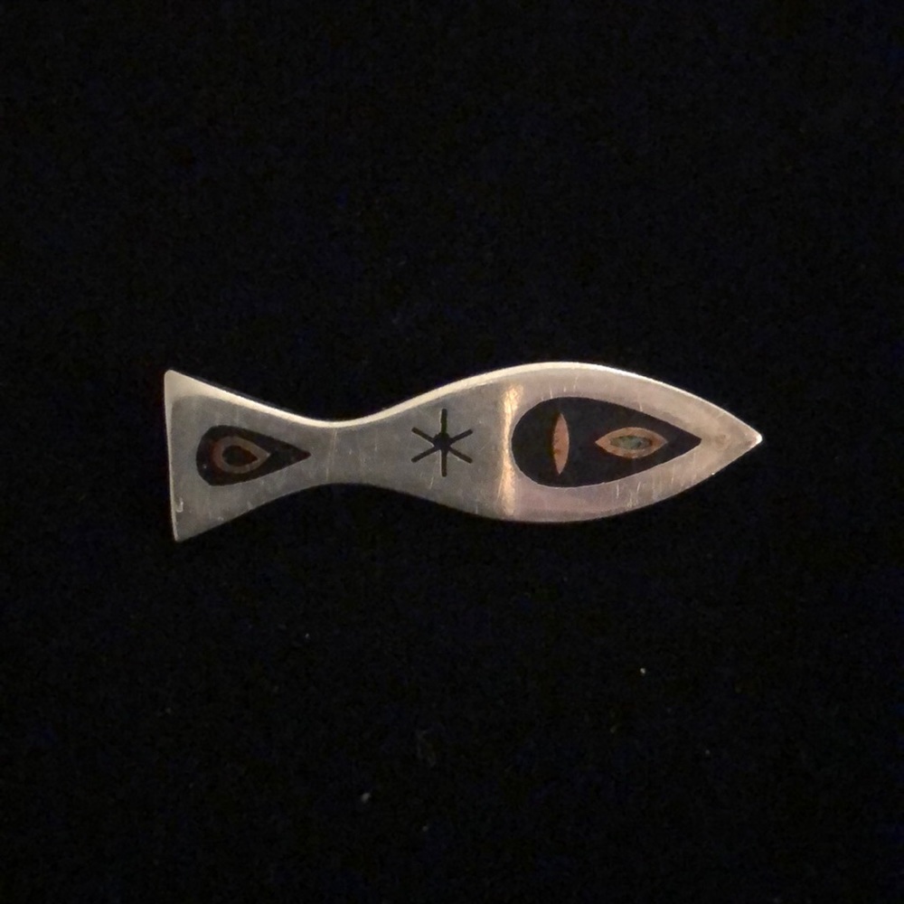 Vintage Taxco Mexico fish pin/tie or collar